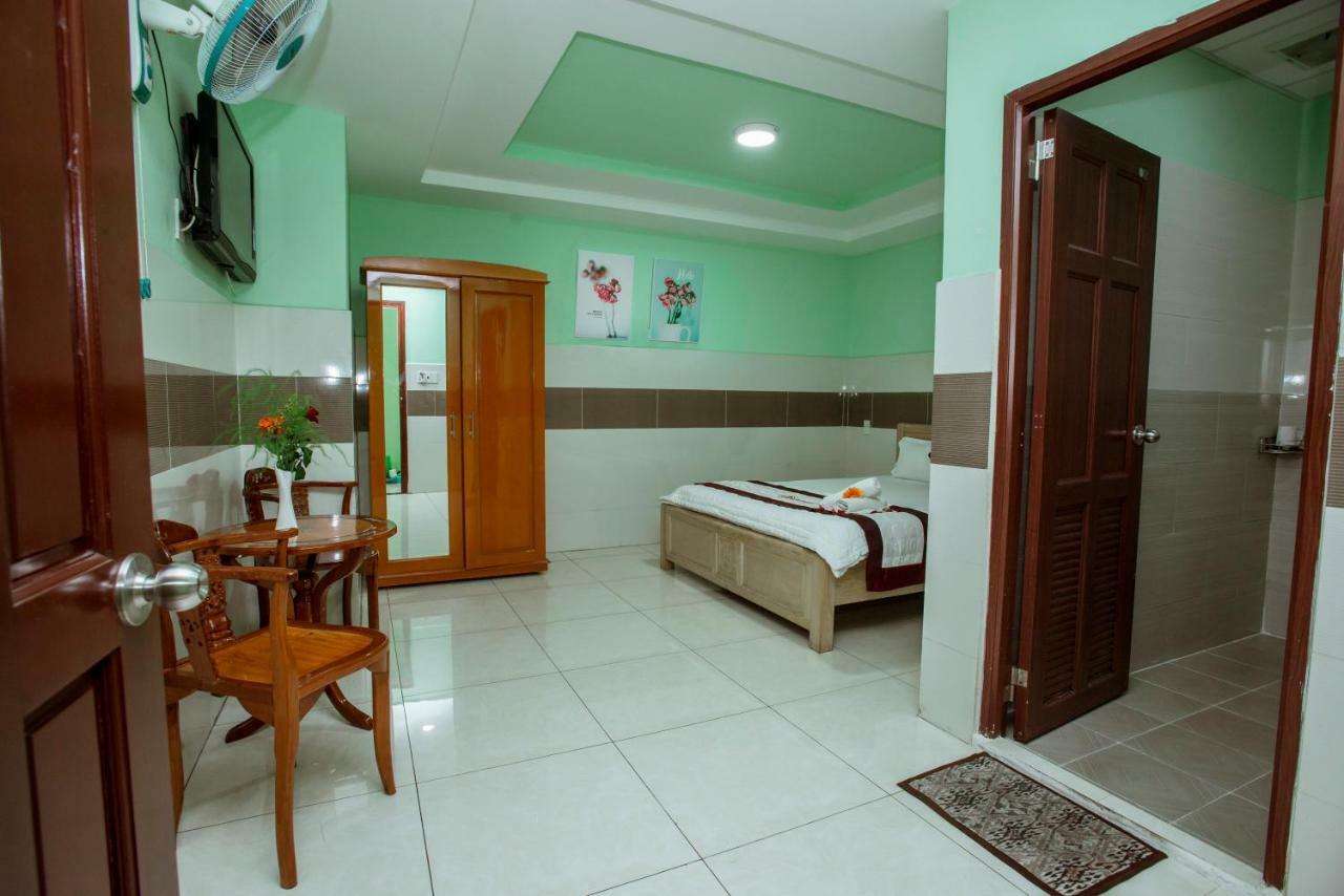 Eden Hotel Sai Gon Хошимин Экстерьер фото